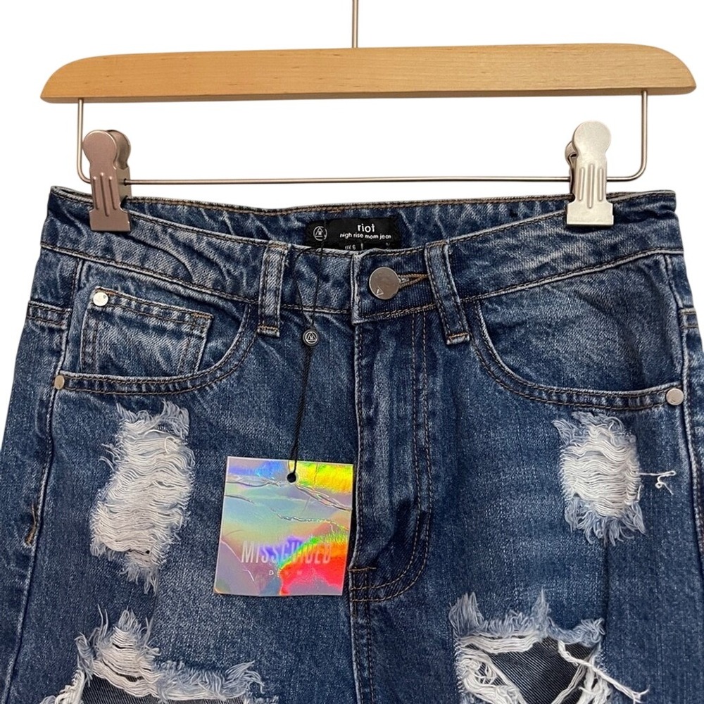 Missguided Riot High Rise Mom Jeans Mid Blue Distressed Ripped Size US 2 - Picture 2 of 7